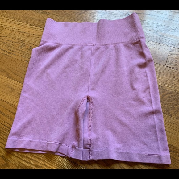 2 pc workout set Seamless Crop Top & Biker Short Set size S - Picture 13 of 13